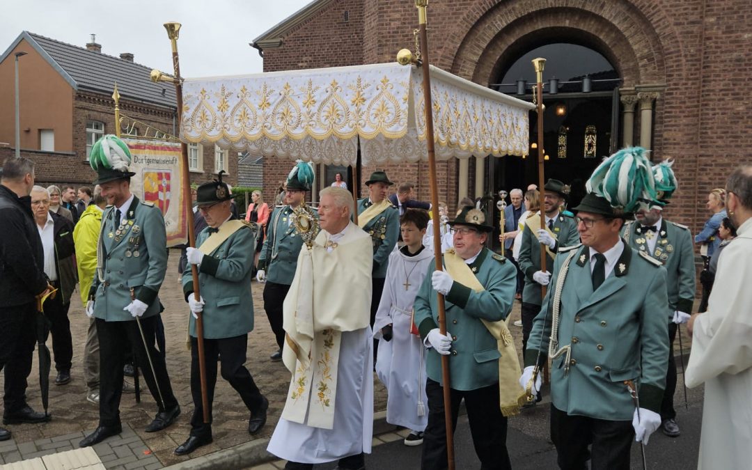 Die Bliesheimer Fronleichnamsprozession