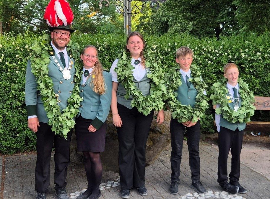 Schützenfest Tradition in Bliesheim 2026